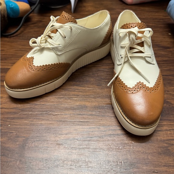 Women’s Cole Haan leather saddle Oxford shoes - Picture 1 of 6